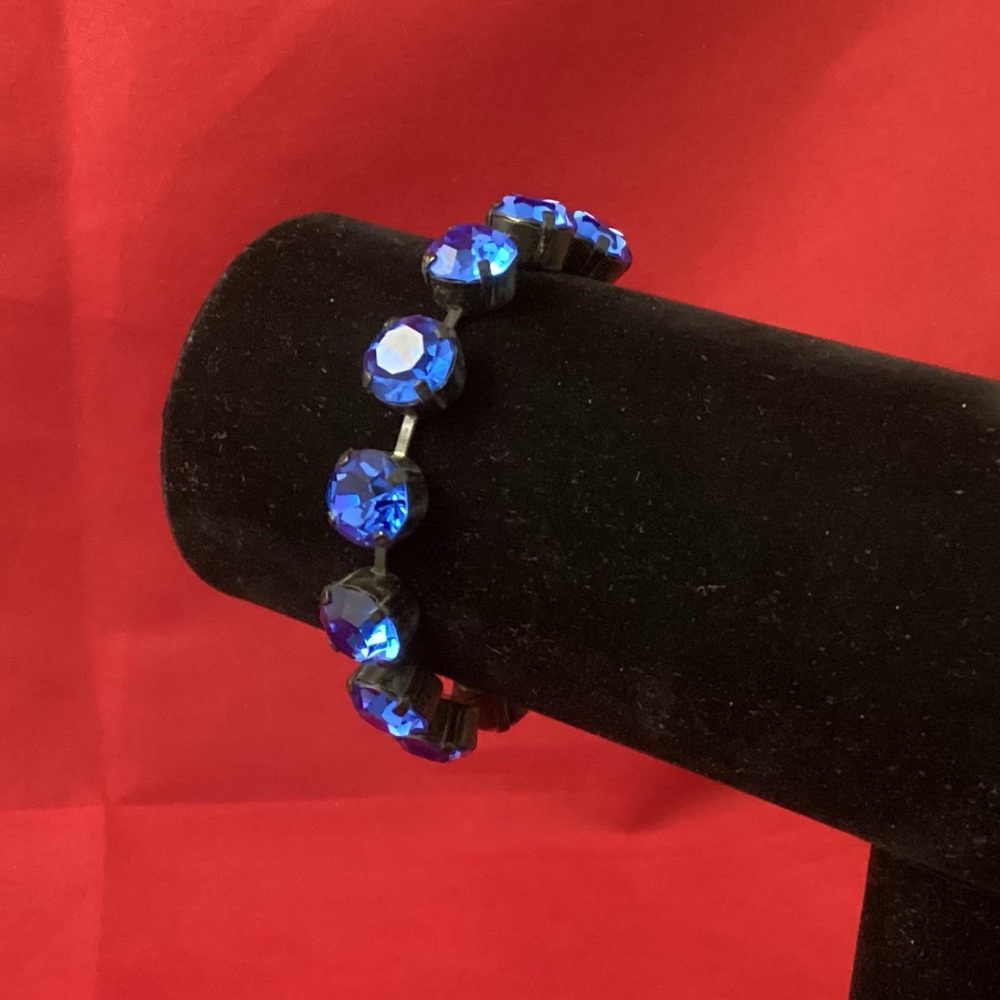 Agatha Paris blue crystal bracelet